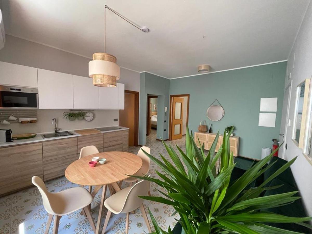 Diana Apartment ซาแลร์โน ภายนอก รูปภาพ