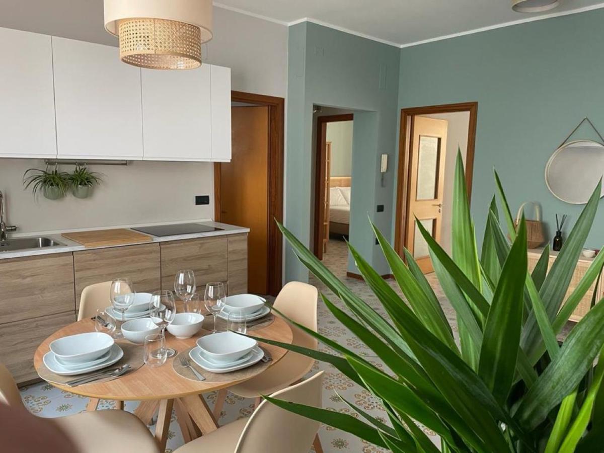 Diana Apartment ซาแลร์โน ภายนอก รูปภาพ